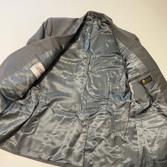 Men's Raphael Classic Fit Solid Gray Two Button 3 Piece 100% Wool Vested Suit S - Picture 4 of 12